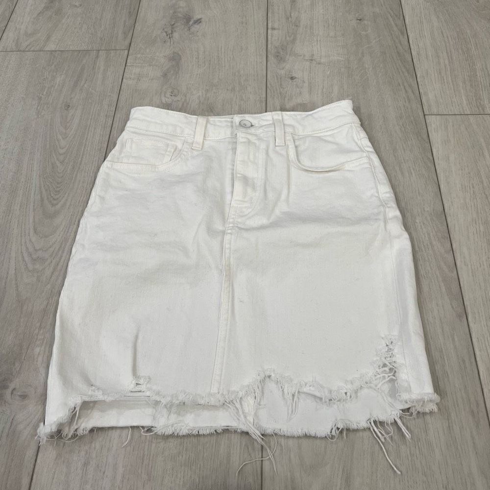 Father’s Daughter demin white skirt size 25